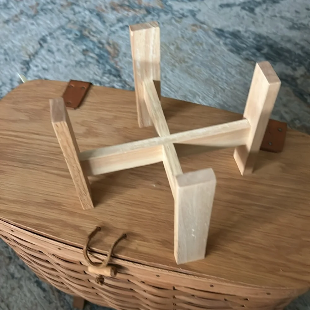 Disney Stitch Yellow Polka Dot Ceramic Planter with wooden holder 6”pot - Picture 4 of 8